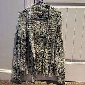 Excellent Condition American Eagle Cardigan